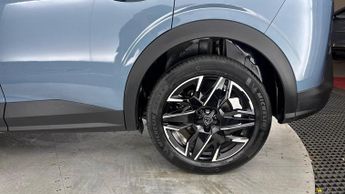 PEUGEOT 3008 1.2 GT SUV 5dr Petrol Hybrid e-DSC6 Euro 6 (s/s) (136 ps)