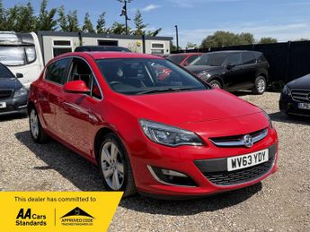Vauxhall Astra 1.6i 16V SRi 5dr
