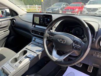 HYUNDAI KONA 150kW Premium SE 64kWh 5dr Auto