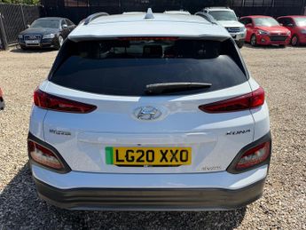 HYUNDAI KONA 150kW Premium SE 64kWh 5dr Auto