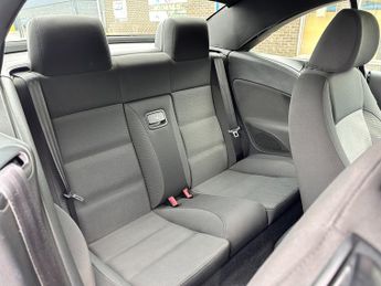 VOLKSWAGEN EOS 2.0 TDI BlueMotion Tech SE 2dr DSG