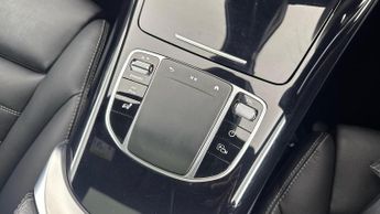 MERCEDES-BENZ EQC EQC 400 80kWh AMG Line (Premium Plus) SUV 5dr Electric Auto 4MAT