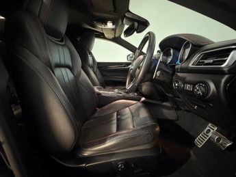 MASERATI GHIBLI V6d 4dr Auto [Luxury Pack]