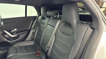 MERCEDES-BENZ CLA 2.0 CLA220d AMG Line (Premium Plus) Shooting Brake 5dr Diesel 8G