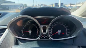 FORD FIESTA 1.4 Titanium 5dr
