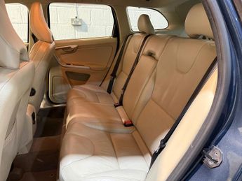 VOLVO XC60 D5 SE Lux 5dr