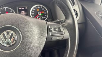 VOLKSWAGEN TIGUAN 2.0 TDI BlueMotion Tech Match Edition SUV 5dr Diesel DSG 4WD Eur