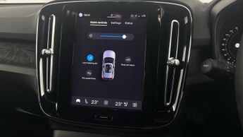 VOLVO XC40 Recharge Twin 82kWh Plus SUV 5dr Electric Auto AWD (408 ps)