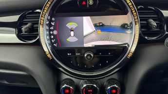 MINI ELECTRIC HATCH Cooper SE 32.6kWh Level 3 Hatchback 3dr Electric Auto (184 ps)