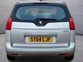 PEUGEOT 5008 1.6 HDi Active 5dr
