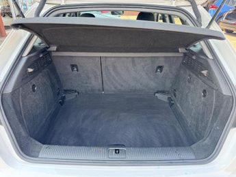 AUDI A3 1.4 TFSI SE 5dr S Tronic ++ TECHNOLOGY PACK / NAV / ULEZ / AUDI 