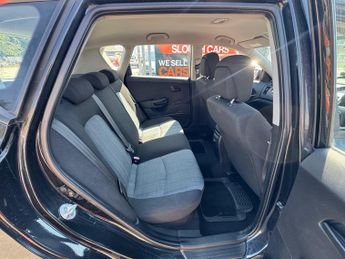 KIA CEED 1.6 2 5dr