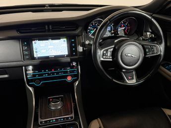 JAGUAR XF 3.0d V6 S 4dr Auto