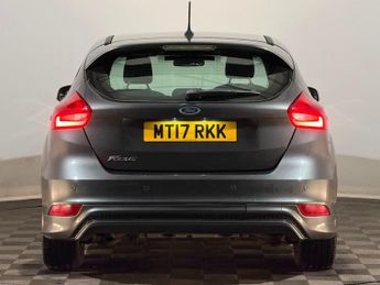 FORD FOCUS 1.5 TDCi 120 ST-Line 5dr