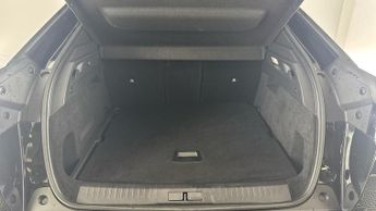 PEUGEOT 3008 1.2 Hybrid 136 Allure 5dr e-DSC6