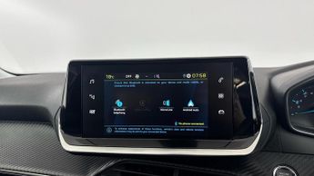 PEUGEOT E-2008 50kWh Active Premium SUV 5dr Electric Auto (136 ps)