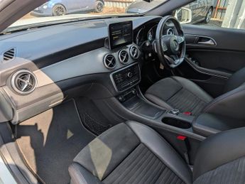 MERCEDES-BENZ GLA GLA 200d AMG Line 5dr Auto