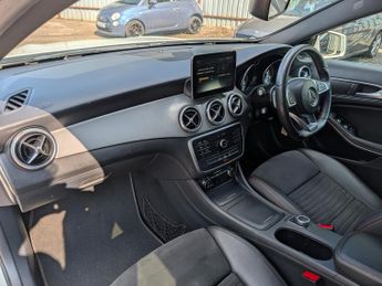 MERCEDES-BENZ GLA GLA 200d AMG Line 5dr Auto