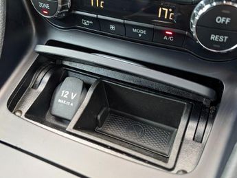 MERCEDES-BENZ GLA GLA 200d AMG Line 5dr Auto