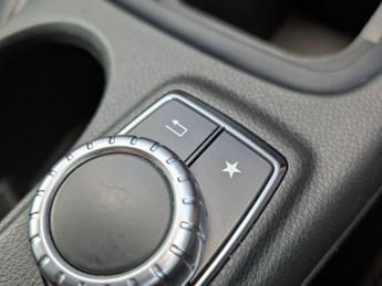 MERCEDES-BENZ GLA GLA 200d AMG Line 5dr Auto