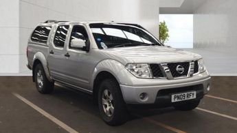 Nissan Navara 2.5 DCI 169 4WD OUTLAW CrewCab Pick-Up