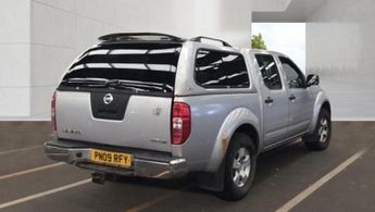 NISSAN NAVARA 2.5 DCI 169 4WD OUTLAW CrewCab Pick-Up