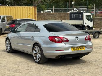 VOLKSWAGEN PASSAT 2.0 GT TDI CR 4dr DSG