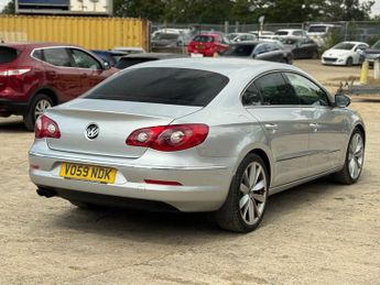VOLKSWAGEN PASSAT 2.0 GT TDI CR 4dr DSG