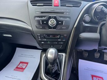 HONDA CIVIC 1.6 i-DTEC SE 5dr ++ 20 TAX / 78 MPG / 12 MONTHS MOT ++