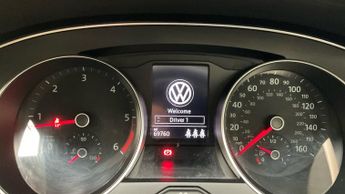 VOLKSWAGEN PASSAT 2.0 TDI SE Business 5dr DSG ++ NAV / ULEZ / DAB / BLUETOOTH / 61