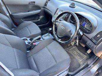 HYUNDAI I30 1.6 CRDi Comfort 5dr Auto