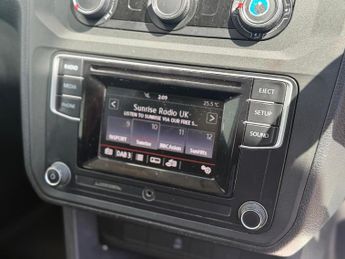 VOLKSWAGEN CADDY MAXI 2.0 TDI 102PS Kombi Van