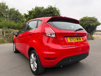 FORD FIESTA 1.0 EcoBoost Zetec 5dr