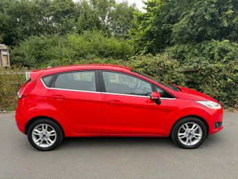 FORD FIESTA 1.0 EcoBoost Zetec 5dr