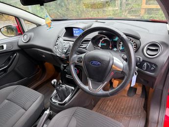 FORD FIESTA 1.0 EcoBoost Zetec 5dr