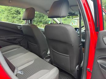 FORD FIESTA 1.0 EcoBoost Zetec 5dr