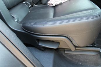 LAND ROVER DISCOVERY SPORT 2.0 Si4 240 HSE 5dr Auto [5 Seat]