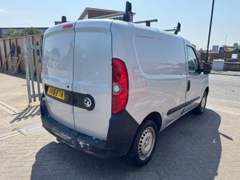 VAUXHALL COMBO 2000 1.4i 16V H1 Van