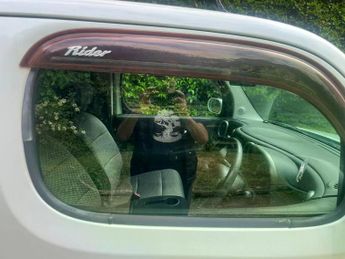 NISSAN CUBE Z12 Rider