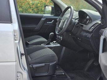 LAND ROVER FREELANDER 2 2.2 TD4 GS SUV 5dr Diesel Auto 4WD Euro 4 (160 ps)