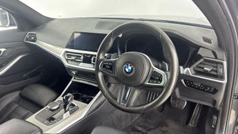 BMW 3 SERIES 3.0 330d M Sport Saloon 4dr Diesel Auto xDrive Euro 6 (s/s) (265