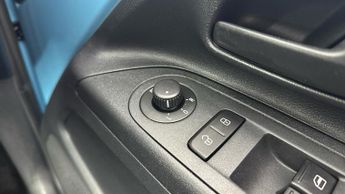 VOLKSWAGEN UP! 36.8kWh e-up! Hatchback 5dr Electric Auto (82 ps)