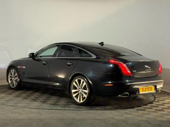 JAGUAR XJ 3.0d V6 Portfolio 4dr Auto [8]