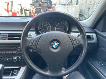 BMW 3 SERIES 320i SE 5dr Auto