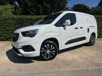 Vauxhall Combo 2300 1.5 Turbo D 100ps H1 Sportive Van
