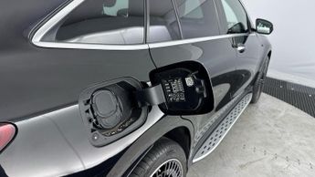 MERCEDES-BENZ EQC EQC 400 80kWh AMG Line (Premium Plus) SUV 5dr Electric Auto 4MAT