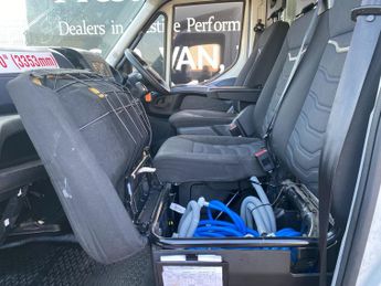 IVECO DAILY 70C18 3.0 TD 180 BHP 8 SPEED AUTOMATIC 4.1M LUTON BOX VAN 121K 7
