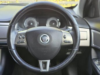 JAGUAR XF 3.0d V6 S Premium Luxury 4dr Auto