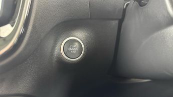 VOLVO XC40 1.5h T5 Twin Engine Recharge 10.7kWh Inscription Pro SUV 5dr Pet