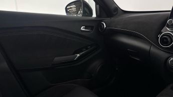 NISSAN JUKE 1.6 Hybrid Tekna+ 5dr Auto